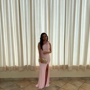 Club L London Pink One Shoulder Slit Gown